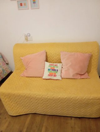 Sofá cama IKEA LYCKSELE 2 PLAZAS, amarillo