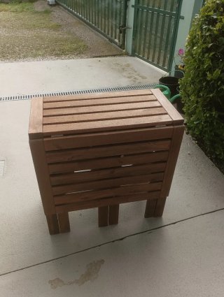 Mesa plegable de madera para jardin