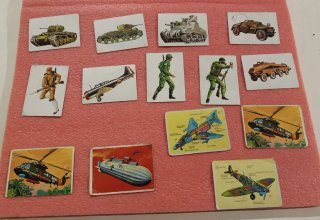 Lote de 14 Cromos Antiguos de Temática Militar