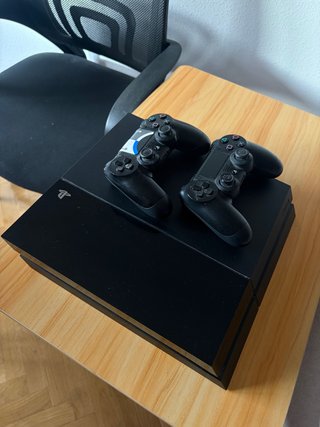 Consola PlayStation 4 (PS4) Negra