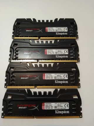 4 Módulos RAM Kingston HyperX Beast 32GB DDR3