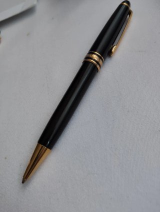 Bolígrafo Montblanc Meisterstück