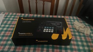 Consola de Podcast Maono Maonocaster E2