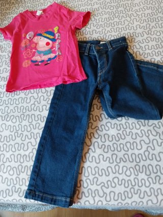 Conjunto Niña Camiseta Peppa Pig y Vaqueros