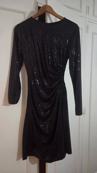 Vestido de lentejuelas cut-out