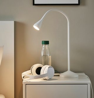 Lámpara Escritorio LED IKEA amarillo