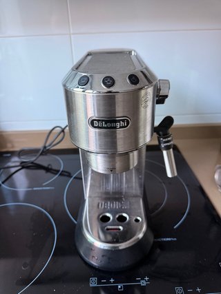 Cafetera DeLonghi Dedica