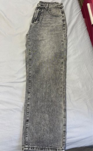 Vaqueros Gris Tiro Medio/Alto