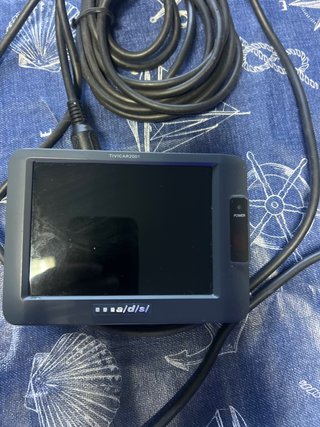 Monitor LCD a/d/s/ TIVICAR2001