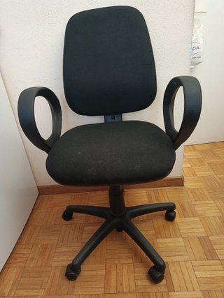 Silla de escritorio negra