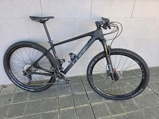Bicicleta Cube R29 de Carbono Talla L