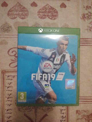 FIFA 19 (Xbox One)
