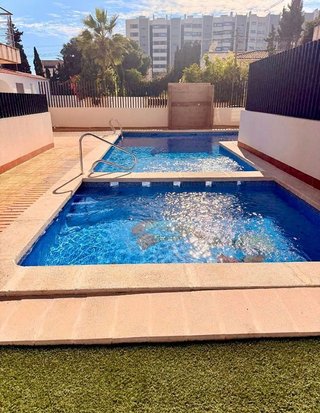 Piso en alquiler en  El Acequión - Los Naúfragos en Torrevieja