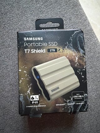 Samsung T7 Shield 2TB SSD