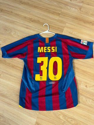 FC Barcelona 2004/05 – MESSI 30