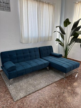 Sofa nuevo con chaiselongue y cama