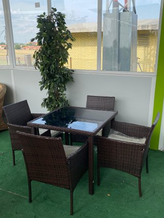 NUEVA OFERTA! Mesa de jardin + 4 sillas