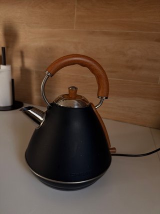 Hervidor Eléctrico CREATE 1,7L Negro