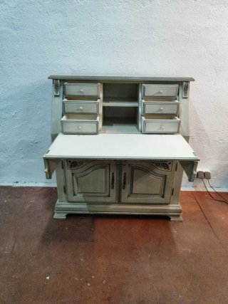 Mueble Secreter de Madera