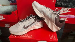 Zapatillas Nike Metro Tek