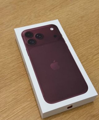 Nuevo iPhone 18 Pro Max 2TB Burdeos