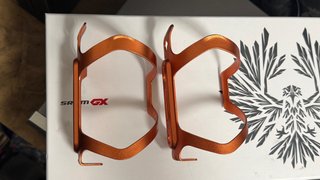 2 Porta Bidones de Aluminio Naranja