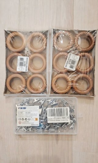 Kit per tende: 24 anelli in legno e 50 clip