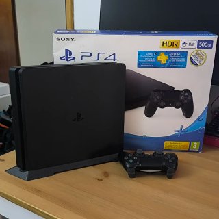 Console Sony PlayStation 4 (PS4) 500GB