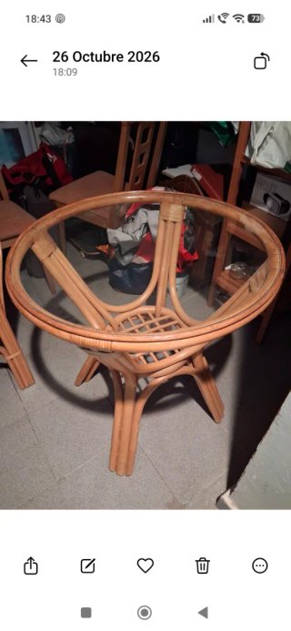 Conjunto de Mesa y Silla de Mimbre