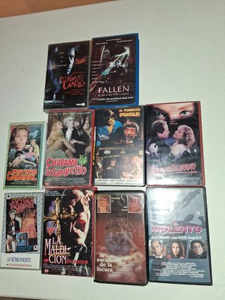 Lote de 10 Películas VHS de Terror