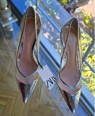 Zapatos de tacón Zara plateados Talla 37