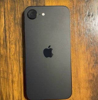 iPhone 16e Negro