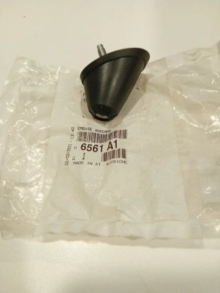 Base de antena Peugeot 206 (Ref. 6561A1)