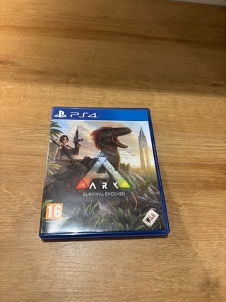 ARK Survival Evolved (PS4)