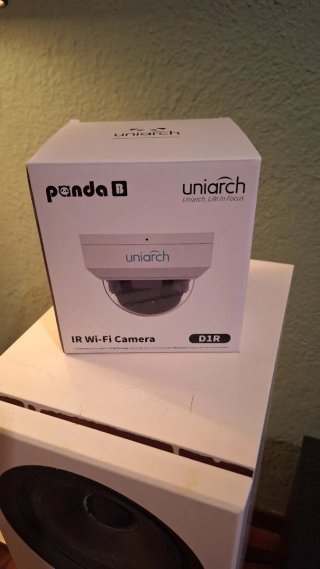 Cámara Domo Uniarch IR Wi-Fi D1R