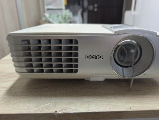 Proyector BenQ W1070