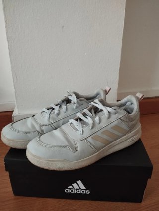 Zapatillas Adidas Grises