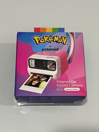 Cámara Polaroid Go Pokémon Sylveon Edition