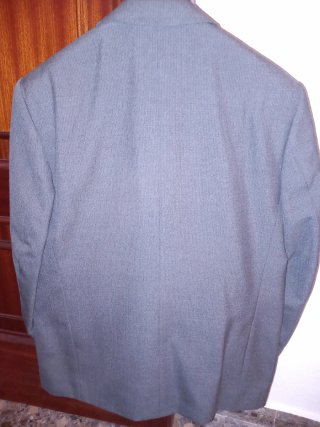 OFERTA: Traje de hombre gris