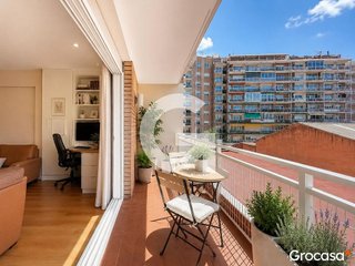 Piso en venta en La Maternitat i Sant Ramon en Barcelona