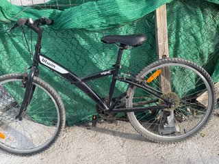 Bicicleta Btwin Negra