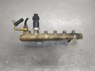 Rampa inyectora OPEL ASTRA H BERLINA Cosmo