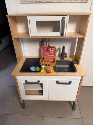 Cucina giocattolo IKEA DUKTIG betulla e bianco