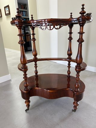 Mueble auxiliar antiguo Whatnot