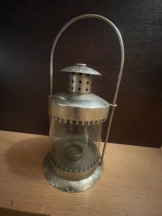 Farol de metal y cristal