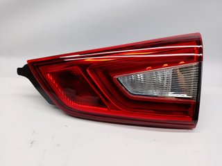 Luz derecha del maletero Nissan Qashqai 2014-2017