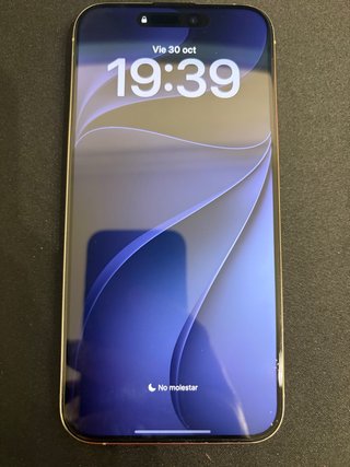 iPhone 15 Pro Max Gold