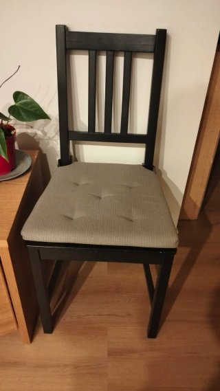 5 Sillas de Comedor IKEA Negras