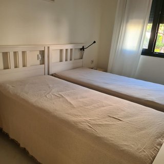 Cama individual Hemnes IKEA
