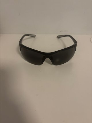 Occhiali da sole sportivi neri